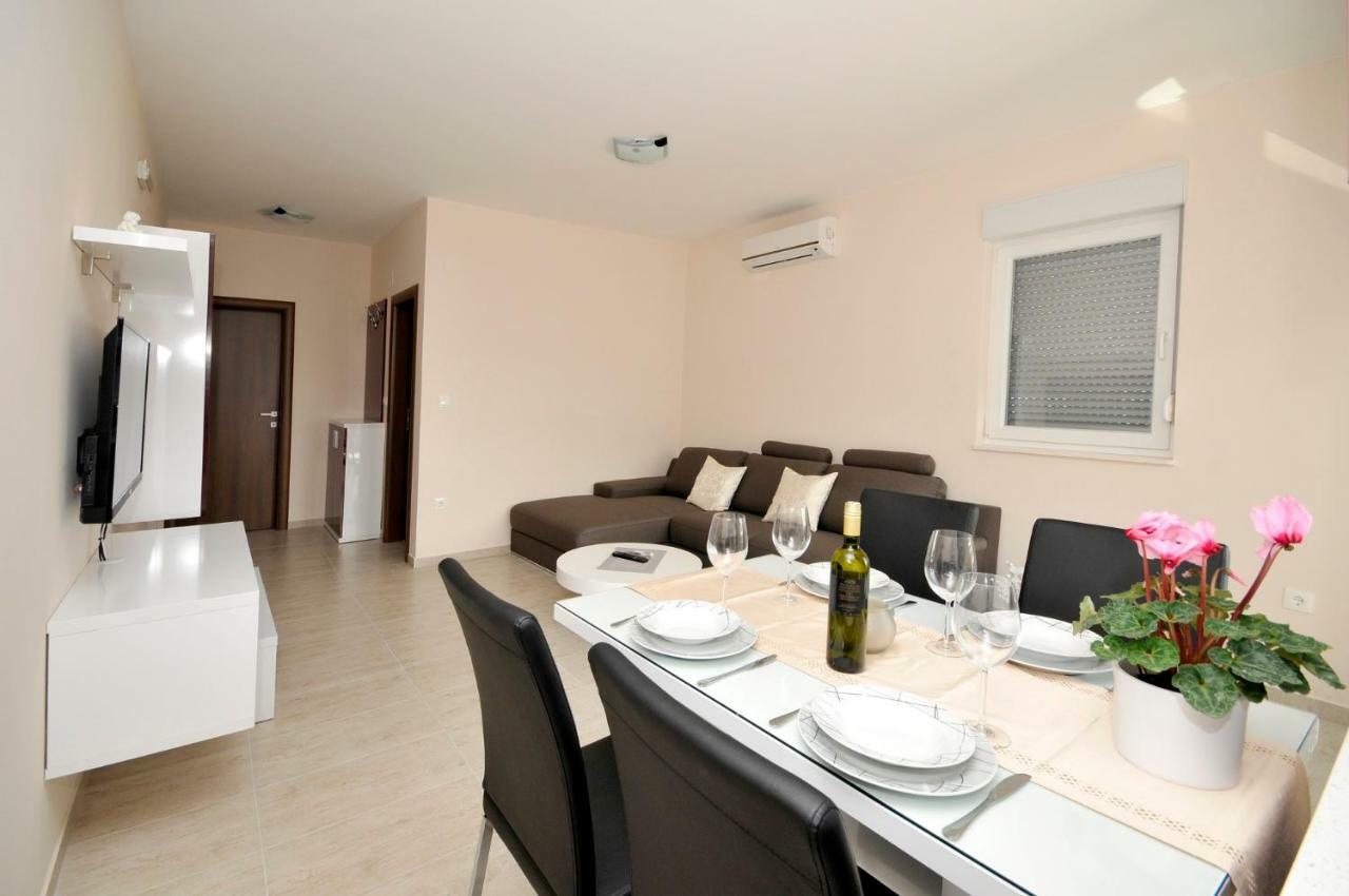 אוקרוג גורניי Apartments Villa Theodor מראה חיצוני תמונה