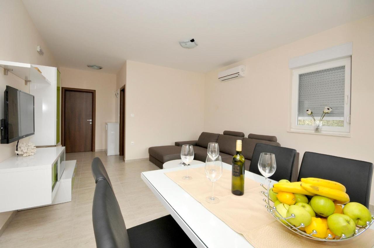 אוקרוג גורניי Apartments Villa Theodor מראה חיצוני תמונה